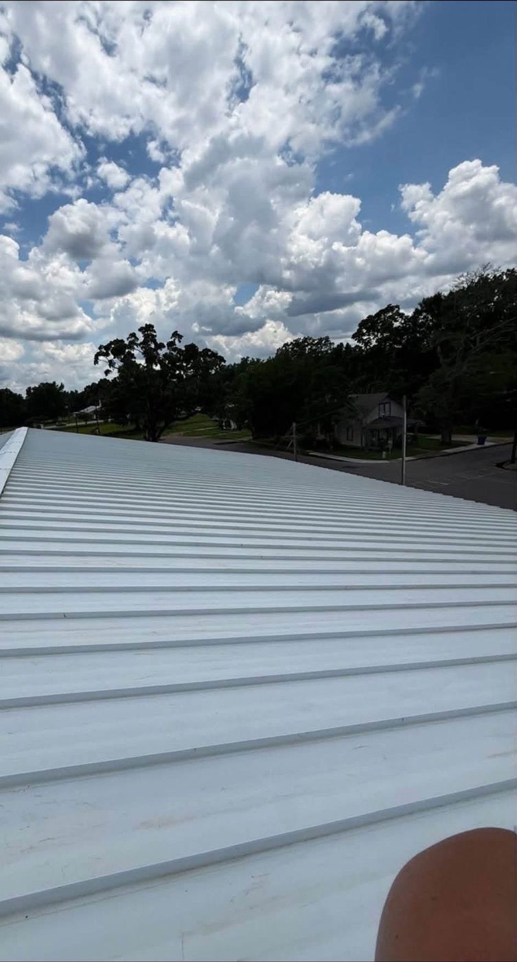 Metal roof after soft washing